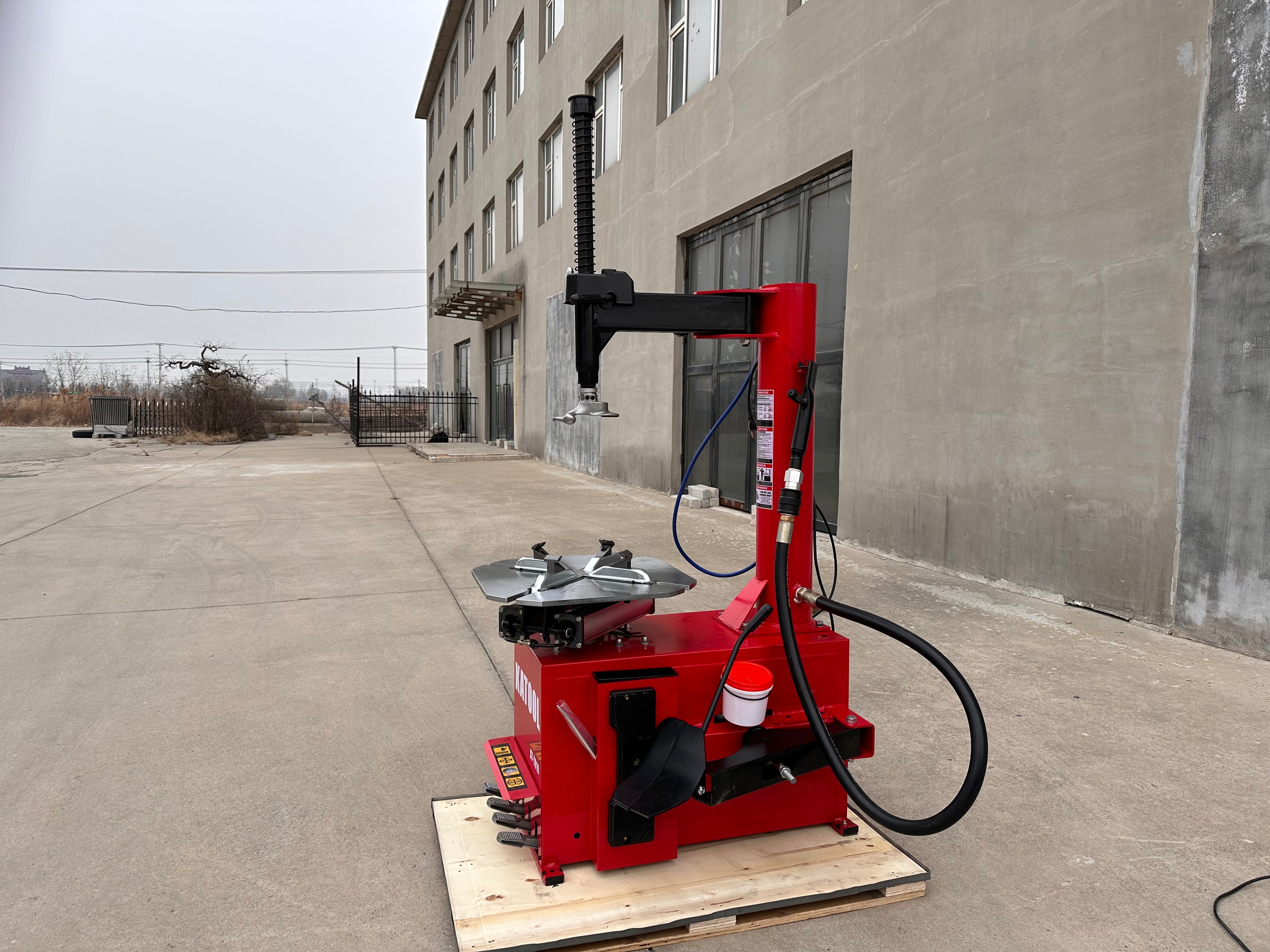 Katool KT-T810 Tire Changer